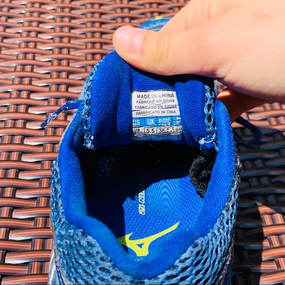 Mizuno Wave Creation 12 Womens SZ 8 Running Shoes - Picture 6 of 14